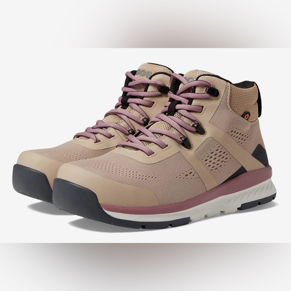 Bogs Women's Ankle Boots in Beige and Mauve